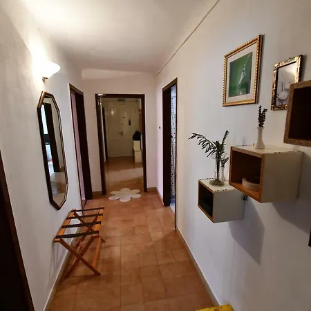 La Linda Split